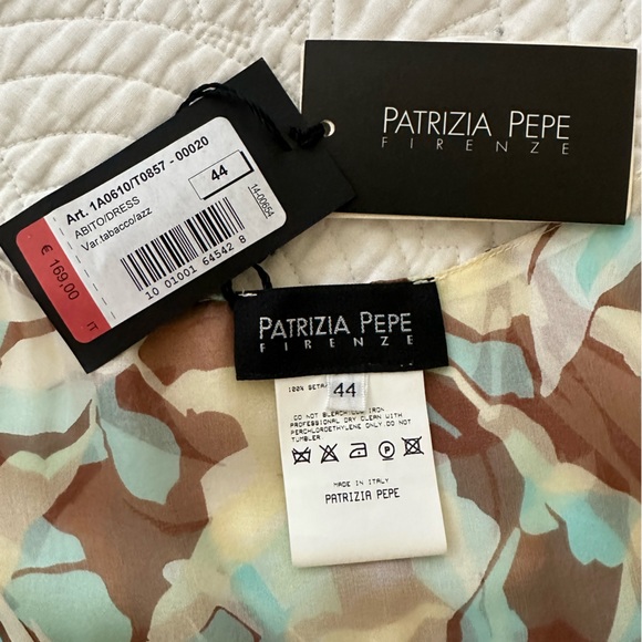 NWT Patricia Pepe, size 6 (Euro 44), silk chiffon, multi-print. - Picture 3 of 3